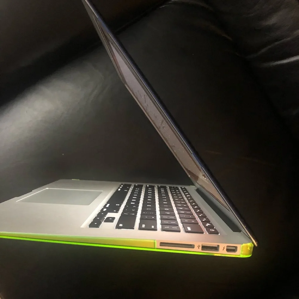 Apple MacBook Air